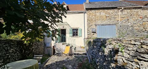 Maison de village d'nviron 75m² avec cour et garage