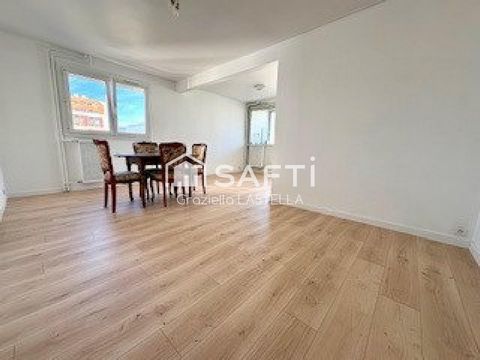 T4 LUMINEUX DE 87 M² 6 EME ETAGE AVEC ASCENSEUR REFAIT A NEUF