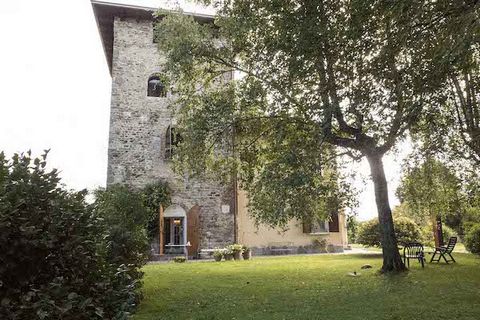 2-bedroom ancient watchtower In Vizzola Ticino, on the border between Lombardy and Piedmont, ancient watchtower located in the “Ticino Park”. The tower is built on 4 levels and there is a room on each floor. On the ground floor there is the dining ar...