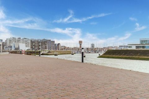 Beautiful completely renovated apartment with 2 bedrooms on the Zeedijk of Blankenberge.  Here you can completely relax. Very central location next to the Casino. Layout: Cosy living room with open kitchen, separate toilet, 1 bedroom with double bed ...