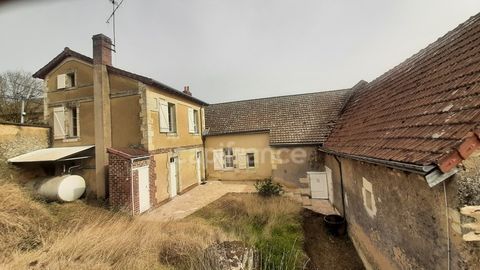 Dpt Sarthe (72), à vendre LA CHAPELLE GAUGAIN maison P8 de 208 m² - Terrain de 21 515 m²