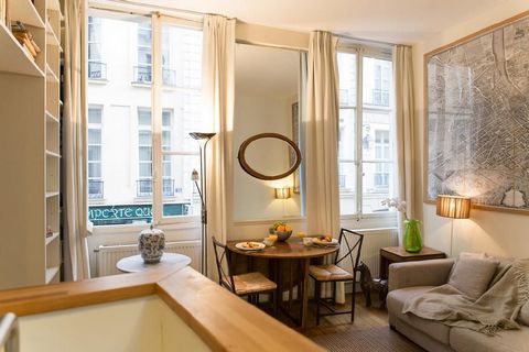 MOBILITY LEASE ONLY: In order to be eligible to rent this apartment you will need to be coming to Paris for work, a work-related mission, or as a student. This lease is not suitable for holidays or remote work. Apartment: While this authentic apartme...