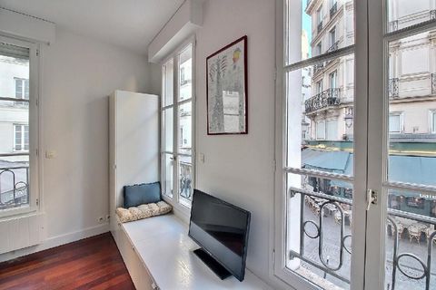 MOBILITY LEASE ONLY: In order to be eligible to rent this apartment you will need to be coming to Paris for work, a work-related mission, or as a student. This lease is not suitable for holidays. This bright and nicely decorated studio offers a very ...