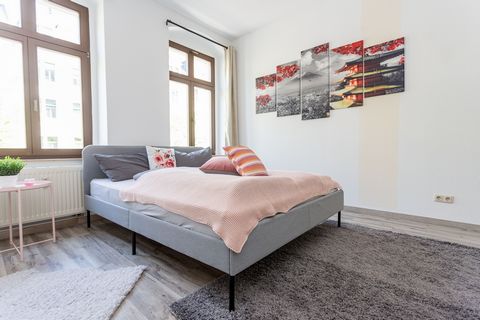 Welcome to Apartment Japan. This cozy accommodation is in a prime location not far from the main train station and bus station (max. 10 minutes' walk). It takes you 10 minutes to walk to downtown Chemnitz. You live in a fully equipped apartment that ...