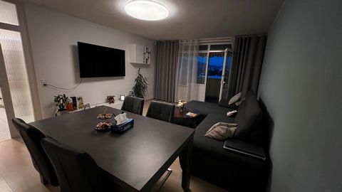 Hello all, since I plan to emigrate for a year (possibly longer) starting in September, I am offering my apartment for interim rent for a year, with the option to extend for an indefinite period. The apartment is fully furnished and is located very c...