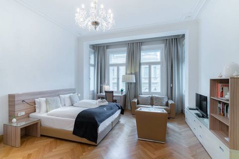 Living near Vienna’s city center is a privilege many dream of. New to our portfolio, this apartment building is situated in Vienna's sophisticated 8th district – a lovely and wealthy area. It is the perfect place to live: close to impressive city sig...