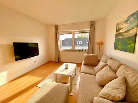 For rent is a cozy, well furnished 1-room apartment close to city center. Next to the Wöhrder See. The apartment is completely furnished with a double bed, closet, couch, and a flat screen TV. The bathroom has everything you need (including hair drye...