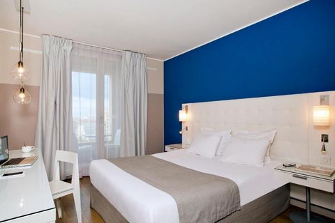 La residence is located in Marseille, just a 5-minute walk from the Saint-Charles train station, a 12-minute walk from the Old Port, and 5 metro stops from the Marseille Convention and Exhibition Center. This residence offers a 24-hour reception, air...