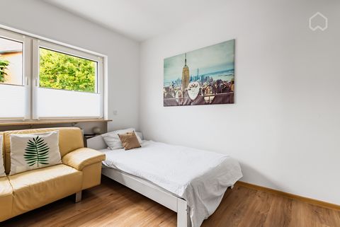 Completely renovated apartment on the first floor. A fully equipped kitchen, desk, closet and 120 cm bed. Everything you need to feel at home with a great central location with all services.