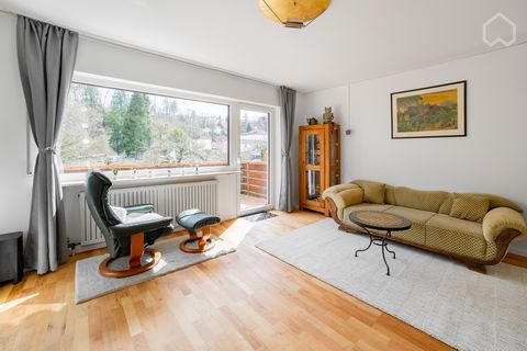 Object description / Object equipment: Three-storey half of a residential house in a traffic-calmed street, with approx. 170 sqm. space, a small garden with terrace and a spacious balcony (both south-facing), and in addition a car parking space in fr...