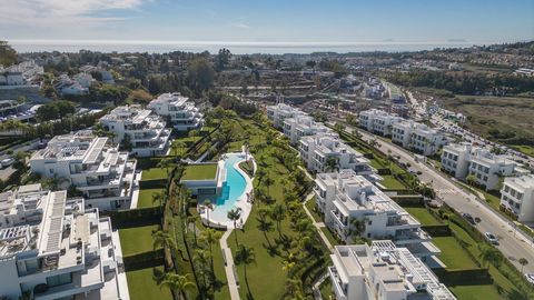 Beautifully presented this attractive 3bedroom apartment is located in a stunning development in the coveted Golden Triangle between Estepona Benahavis and Marbella Set within generous communal gardens spanning 20000 m2 the development comprises 10 s...