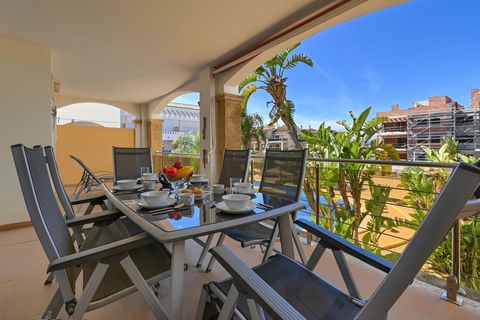 Wonderful and nice holiday house in Javea, Costa Blanca, Spain with communal pool for 6 persons. The house is situated in a residential beach area, close to restaurants and bars, shops, supermarkets and a tennis court, at 1 km from Arenal Beach beach...