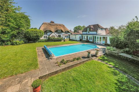 Located just over a mile from the historic waterfront at BOSHAM. An impressive Grade II-listed cottage with an ANNEXE, heated outdoor POOL & DOUBLE GARAGE and South Facing Garden. Newly Thatched in November 2022. NO CHAIN. The Old Thatch is an impres...