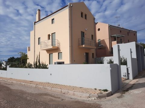 -Lagonisi, A maisonette is available for sale with a total area of 281 sqm, built in 2023, located on a plot of 1,206.11 sqm with exclusive use of a garden of 214.39 sqm, access to a communal swimming pool with an area of 81 sqm, and a sea view. The ...