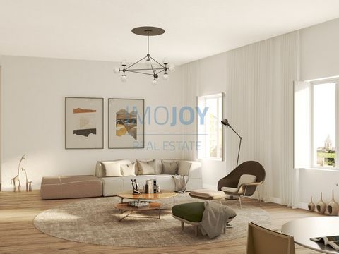 Inserted in an urban rehabilitation project, T0 flat, located on one of the 7 hills of Lisbon, parish of São Vicente, Graça neighbourhood, with a magnificent view over the city and with 48m2 of private gross area and garage. Equipment: Air Conditioni...