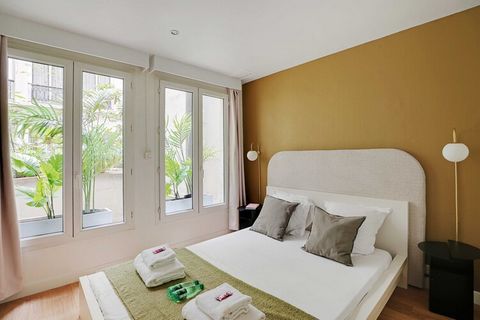 Checkmyguest vous propose cet appartement cosy de 30 m² avec T2, situé au 17 rue Montmartre, au cœur du 1er arrondissement de Paris. Idéal pour une personne seule ou un couple, il est à proximité immédiate du Centre Pompidou, du Louvre et des jardins...