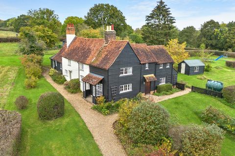 A stunning Grade ll listed, four-bedroom detached cottage, situated in the sought after location of Wormley West End, Broxbourne, in Hertfordshire. Set within secure wooden gates and offers approximately 2.35 acres of gardens. This period home is ful...