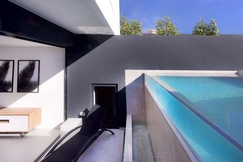 Exklusives Luxusvillenprojekt in El Albir: Das Zuhause Ihrer Träume. Dieses prächtige, im Bau befindliche Projekt befindet sich in der prestigeträchtigen und exklusiven Enklave El Albir zwischen Altea und Benidorm und bietet 10 Luxusvillen mit höchst...