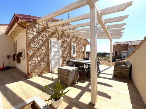 ISOLA ROSSA (SS) (Code IR-Borgo-A123D) Villa with enchanting sea view composed of: Bright living area with separate entrance, window on the front and linear kitchen 1 double bedroom second bedroom/study 1 service Large veranda private garden Private ...