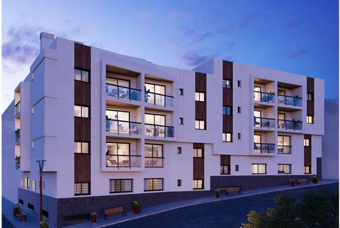 ESTEPONA ...ESTEPONA ...70 meters from the beach and the beautiful promenade. Brand new (completion expected early 2025) SKY Lounge with sea views, Modern residential complex of only 23 brand new apartments with an amazing Sky lounge with private swi...