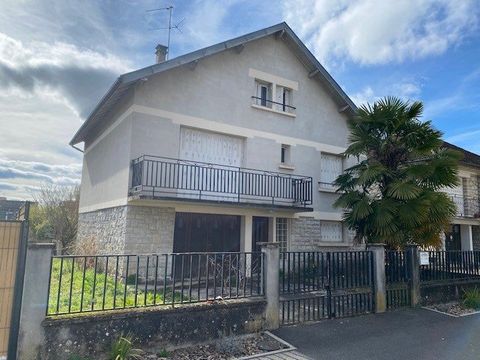Maison de Ville de 132m2 sur un Terrain Piscinable à Malemort