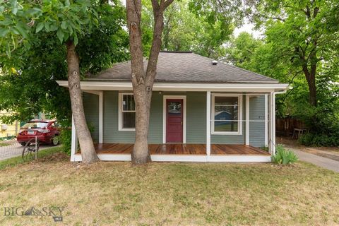 Attention Investors! Two Homes on One Lot! Take advantage of Livingston’s booming tourism industry and rental market. This charming property features a main home and an accessory dwelling unit off the alley, making it an excellent investment opportun...