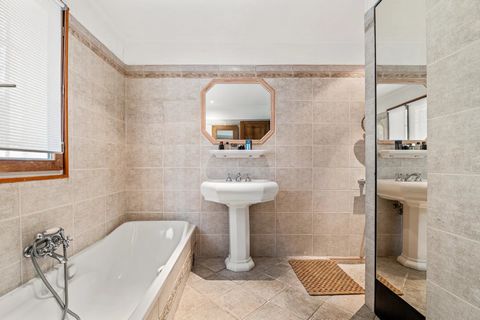 photo no. 12