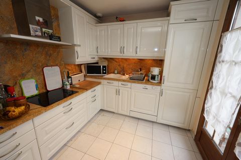 Maison (5 chambres) limite Chilly mazarin