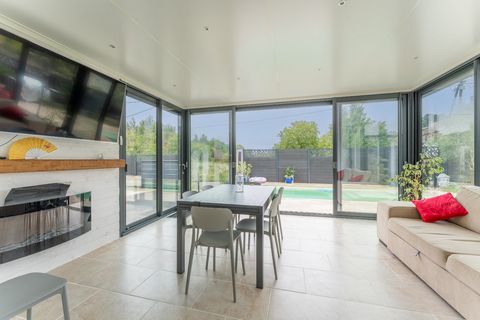 Villa Contemporaine Unique avec piscine et studio