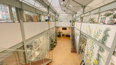 Paris 20ème, Superbe local en affectation MIXTE (industriel et habitation) RARE !