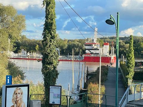 appartement T3 en Duplex + Bar/restaurant. Rapport locatif 25 020 € par an