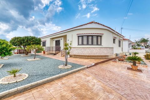 Three Bedroom Detached Bungalow For Sale in Xylophagou with Land Deeds PRICE REDUCTION!! (was €395,000) This stunning detached bungalow is located in a very quiet area of Xylophagou, just a couple of minutes to the village centre where you will find ...