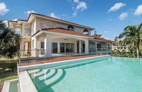 **Luxurious ocean view mansion for sale in Sosua** Overlooking the stunning mountains and sandy beaches of the north coast, this 7-bedroom mansion for sale in Sosua provides some of the most breathtaking panoramic views you will find on the island. T...