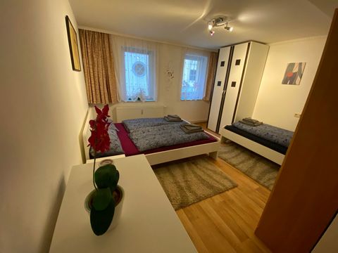 Welcome to our cozy holiday apartment in the heart of Greiz! Our apartment has one bedroom, living-dining room, kitchen, bathroom and balcony to make your stay as comfortable as possible. The bedroom is furnished with a comfortable double bed and a s...