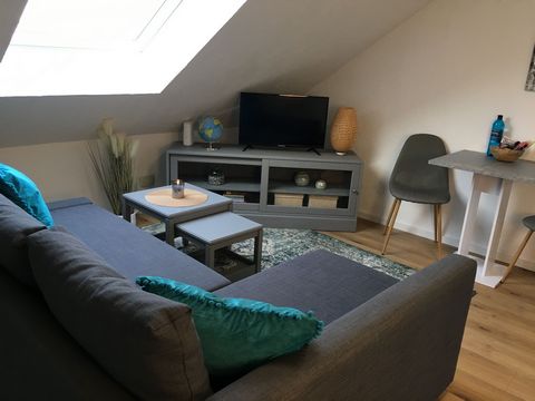 I offer a freshly renovated apartment in Dobel in a quiet location. The apartment is open cut, modern furnished, and invites you to relax. The living area is equipped with an open kitchen with coffee maker and washing machine. The living couch offer ...