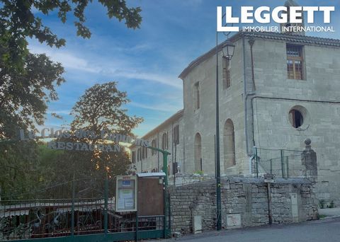 A25503TFO30 - An impressive Convent and chapel dating to the !7th century, converted into an important hotel/restaurant in the prime location of the touristic centre of the renaissance village of Barjac. This includes, at present, 7 apartments, 6 bed...