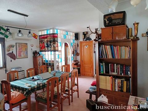 This villa is at Calle la Posada, 18860, Bácor, Granada. It is a villa, built in 1930, that has 218 m2 of which 196 m2 are useful and has 6 rooms and 2 bathrooms. Besides, it includes furnished kitchen and besides, it includes luminous, good views, p...