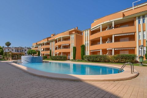 Wonderful and comfortable apartment in Denia, Costa Blanca, Spain with communal pool for 4 persons. The apartment is situated in a residential beach area, close to restaurants and bars, shops and supermarkets, at 500 m from Playa de Les Bovetes beach...