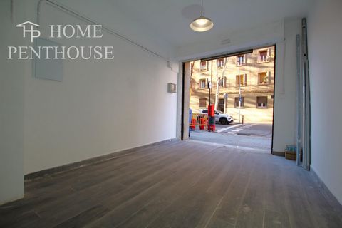 This street-level space is a gem in terms of versatility and space. With two floors, the first floor of 20m2 offers a cosy and accessible space for your business, while the basement, with its 80m2, offers a world of possibilities: from serving as a w...