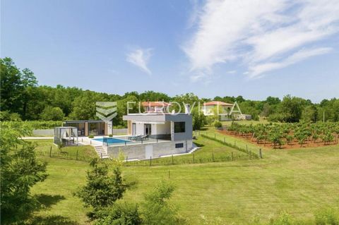 In Istria, not far from Labin, there is this beautiful one-story house with a Wellness oasis. The house consists of an entrance hall, an open space kitchen, a dining room and a living room with access to the terrace and a covered outdoor kitchen, 1 b...