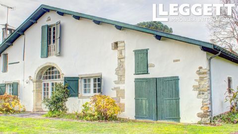 A26162CEL64 - This splendid Basco-Béarnaise villa (271m²) is in a peaceful village not far from the Basque town of Bidache and the Béarnaise town of Salies-de-Béarn, along with chic beach resorts on the Côte Basque and exciting ski resorts in the Pyr...