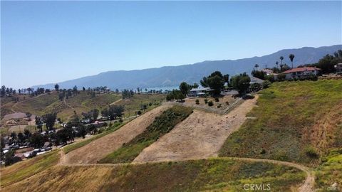 ~HABLO ESPAÑOL~ Peek-A-Boo View Of The Lake, Reservoir Pond, Valley And Ortega Mountains. 2 Adjacent Lots, Situated At The Top Of Hill, In Country Club Heights, Near Hwy 74 (A.K.K. Riverside Drive) Also Conveniently located about 10 Minutes Or Less, ...