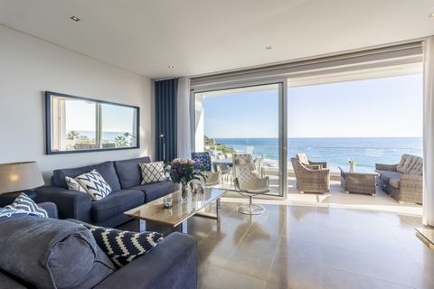 Discover this luxurious 3-bedroom penthouse situated on the second floor (top floor) of a high standing residential building in Porto De Mos, Lagos, Algarve, boasting high-end finishes and a breathtaking view of Porto De Mos Beach. The penthouse prim...