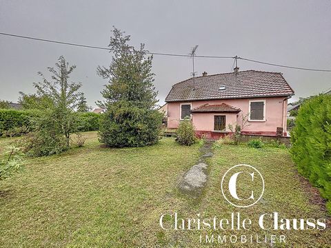 QUIET AREA - LAND - OUTBUILDING Exclusively in your agency Christelle Clauss Immobilier THANN, house located in a quiet area of CERNAY with a plot of 7 ares 50. The house is composed as follows: - On the ground floor: Two entrance halls, a space, a l...