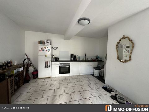 Mandate N°FRP154635 : House approximately 81 m2 including 3 room(s) - 1 bed-rooms - Cour * : 235 m2. Built in 1950 - Equipement annex : Garden, Cour *, parking, double vitrage, Cellar - chauffage : bois - Class Energy D : 187 kWh.m2.year - More infor...