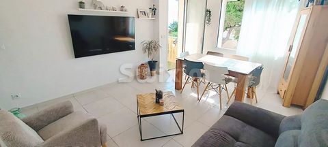 Ref 68812NC: SETE Rare opportunity! Ideally located near Villeroy beach, close to all shops, in a highly sought-after area in Sète, come and discover this superb apartment completely renovated with taste and refinement of approximately 66m², located ...