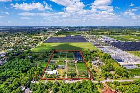 FOR RENT - 2.75 ACRES BUSINESS OPPORTUNITY....AGRI SET UP LEASE MUST BE KEPT ANY TYPE OF AGRICULTURAL TO MAINTAIN EXEMPTION.OK TO SUBLET LAND, CURRENTLY IS A NURSERY SET-UP W/ SUN N SHADE, FENCED, PLUMBED UTILIZE FOR ANY TYPE AGRICULTURAL VENUE TO IN...