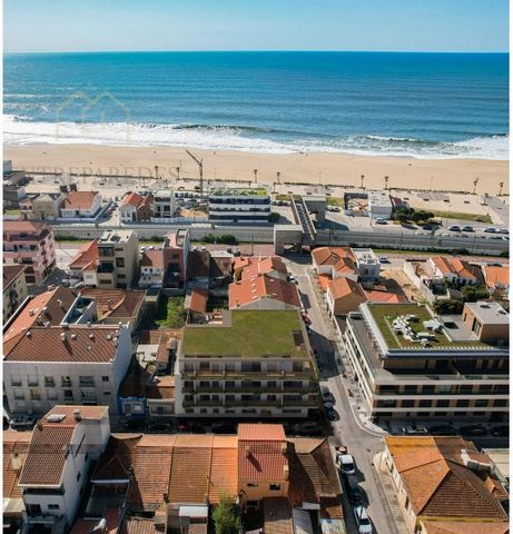 **Appartement de 1 chambre avec garage à vendre à Espinho - Portugal : Seaside Living** Découvrez la tranquillité de la vie à Espinho, dans un emplacement privilégié, où la proximité de la plage et la modernité du design se rencontrent. Dans le dével...