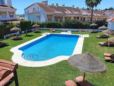 We have everything you need A beautiful couplet in El Coto a very complete area in services and leisure just 3 km from Fuengirola and its beaches It is located in a very well maintained urbanization with gardens swimming pool and a park The house has...