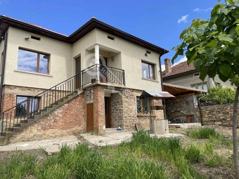 Imoti Tarnovgrad offers you a two-storey house in the village of Vishovgrad. The village is located 10 km. South of Fr. Pavlikeni and about 33 km. northwest of Fr. Veliko Tarnovo and has convenient year-round access. The house has an area of 150 sq.m...